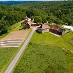 The Combet Farm Exclusive Retreat In Lush Nature Casa de Férias Le Bouyssou