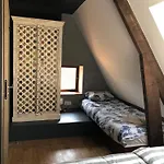 Casa de Férias The Combet Farm Exclusive Retreat In Lush Nature Le Bouyssou
