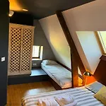The Combet Farm Exclusive Retreat In Lush Nature Casa de Férias *